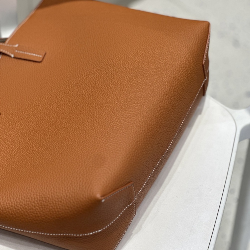 Sac fourre-tout pour femme en  - Quiet Luxury Bags Tote avis et prix