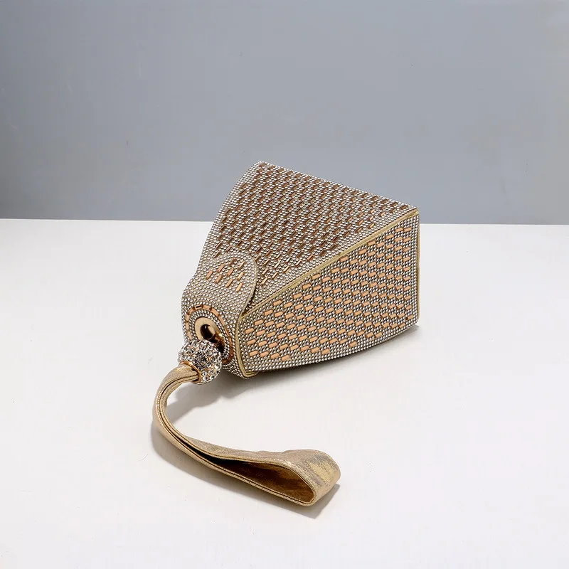 Strass sacs de soirée de luxe  - Luxury Bags Pyramid avis et prix