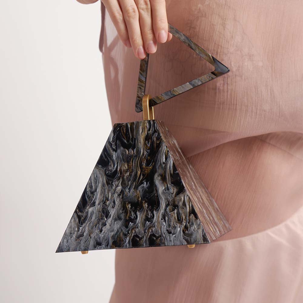 Sac à main en forme de pyramid - Luxury Bags Pyramid avis et prix