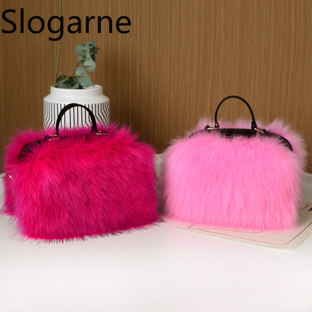 Sac à Main en Fausse Fourrure  - Luxury Bags Girls avis et prix
